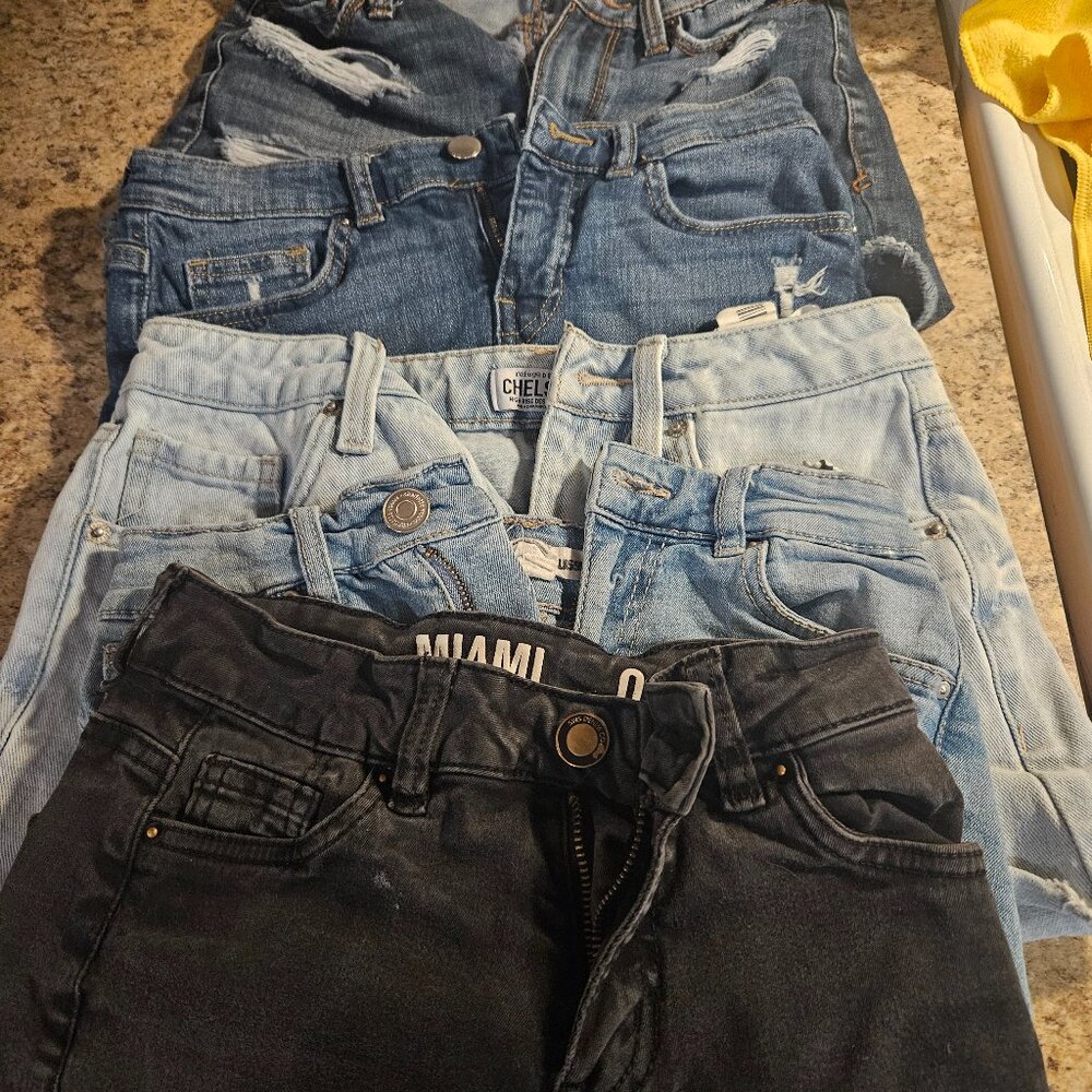 Size 0 junior shorts